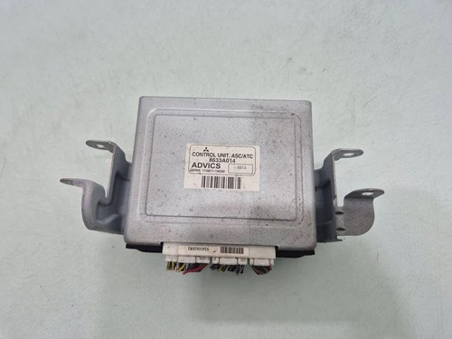 Mitsubishi pajero v8w v9w - mitsubishi, v8w,