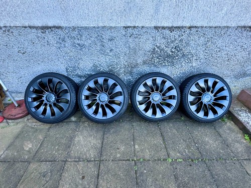 Tesla model performance - model,