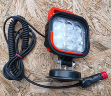 Würt / IVT LED Arbeitsscheinwerfer mit Magnetfuß, 22 W Kfz-Bordspannungsstecker