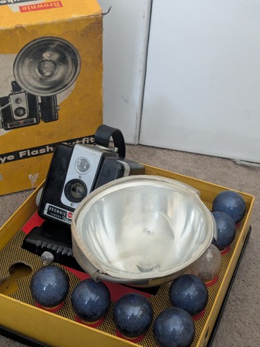 Vintage kodak brownie hawkeye - kodak,
