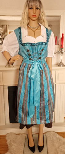 Country line dirndl - country,
