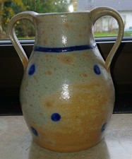 Sehr alter Steingut Krug mit