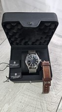 Steinhart Nav B Uhr 44 Model