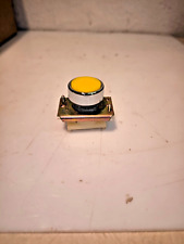 Schalter Taster Gelb - DDR - NEU - Original - Chrom - Gehäuse - Drücker