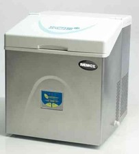 Nemox Eiswürfelbereiter für