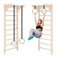 Sprossenwand mit verstellbaren