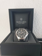 Victorinox Swiss Army Base