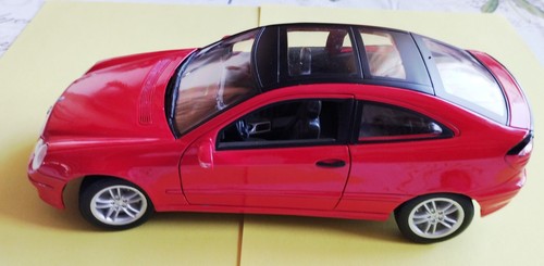 Modellauto maisto mercedes - modellauto,