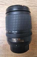 Nikon Objektiv DX f/18-135 mm F3.5-5.6 G ED AF SWM ED IF NIKKOR Zoom Linse Tele