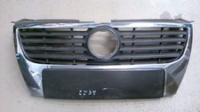 Kühlergrill 3C0853651 VW Passat 1.9 TDI Bj 2005 3C/3CC 2177025