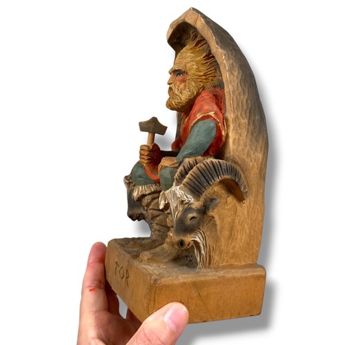 Handgeschnitzte holz figur - handgeschnitzte,