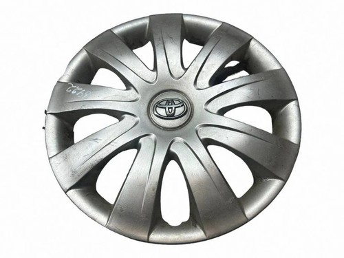 Toyota yaris p13 - toyota, radkappen