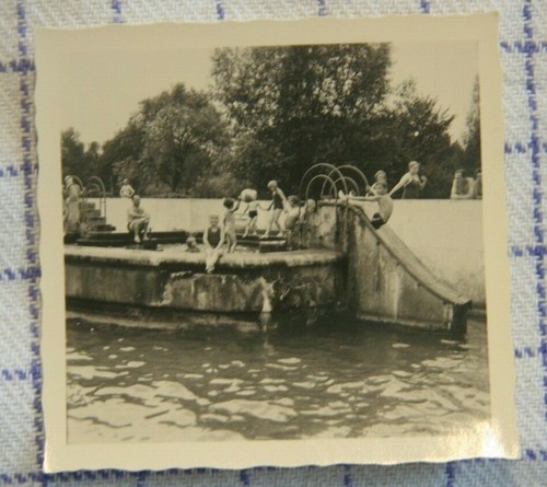 Foto kinder schwimmbad rutsche - kinder,