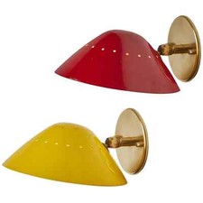 Paar Perforierte Wandlampe Mit