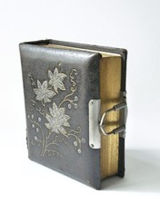 ANTIKES  FOTOALBUM 1890