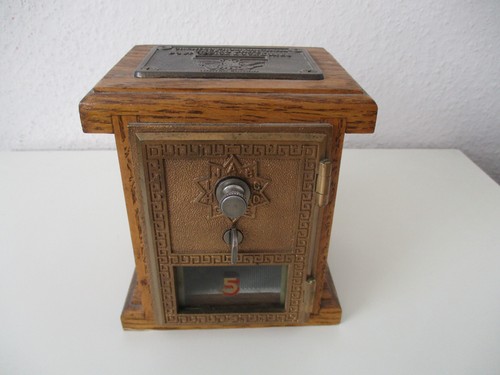 Spardose holz metall - /,