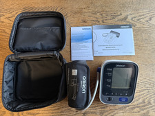 Omron Blutdruckmessgerät M500