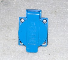 MT178S 230V Einbau steckdose