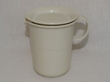 Tupperware Tafelperle Sahne-/Milchkännchen Nr. 2020 mit Deckel 2021 cremeweiß