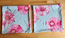 TCM Tchibo Kissenhülle / Deko-Kissenbezug, 2 Stück, Türkis mit Blumen in Pink