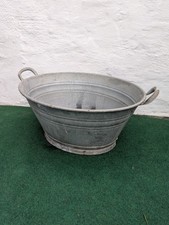 Kleine alte ovale DDR