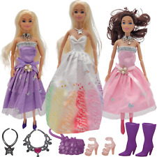 3 Kleider und Zubehör passend