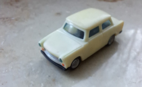 Spielzeugauto trabant 601 - spielzeugauto,