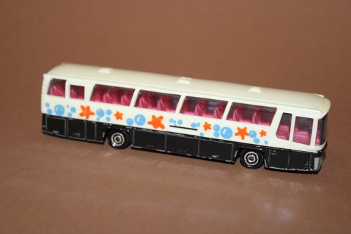 Majorette 373 bus - 1/87,