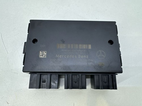 Mercedes benz w204 2011 - mercedes-benz,