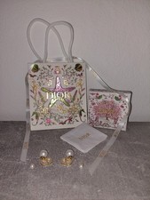 Süße Dior Ohrringe mit Perlen