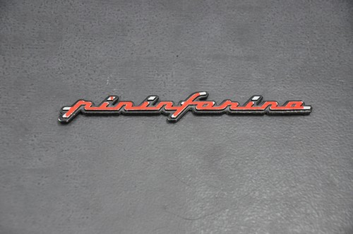Schriftzug pininifarina - schriftzug,