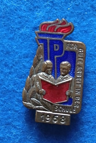 161 ddr pionierabzeichen - 09,