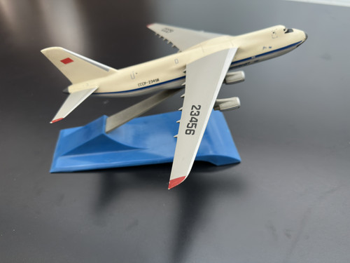 Flugzeugmodell antonov - flugzeugmodell, "antonov