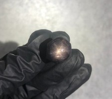 Stern Saphir 64,55 ct schwarz