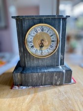 Kaminuhr Gehäuse aus Marmor