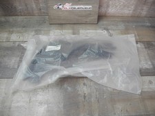 Neu Original VW Golf Plus 2005-14 Führungsprofil hinten rechts Halter 5M0807376