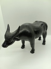 Statue Skulptur Stier Bulle