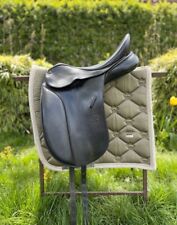 Bates Caprilli Australia Dressursattel - 17 Zoll, Sehr Guter Zustand Ledersattel