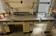 Freuding F 40 Doppeltisch Arbeitstisch + 2 x Absaugung Techniktisch + F1 Lampen