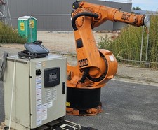Kuka KR 30/2 6 Achs-Roboter Schweißroboter Industrieroboter Steuerung KR C1