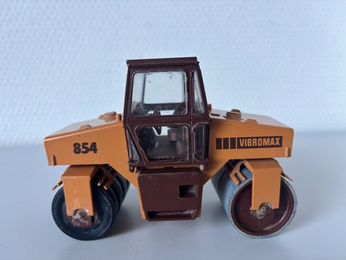 Vibromax 854