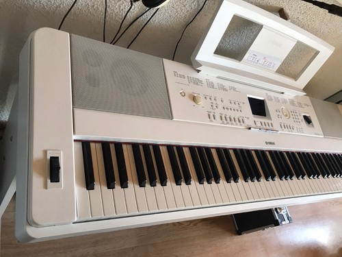Yamaha dgx 660 weiß mit - weiß,