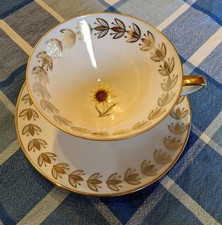 Sammeltasse mit Unterteller