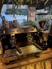 Reneka Viva 2 Aroma Perfect Latte Art Espresso Maschine und Mahlwerk In Schwarz