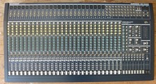 Behringer 32-Spur Eurodesk