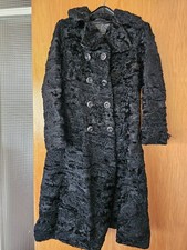 Persianer Mantel. Gr. M. Farbe schwarz