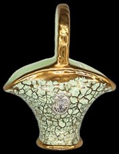 Vintage Majolika handgefertigte Keramik-Korbvase mit Craquelé-Glasur und Goldakz