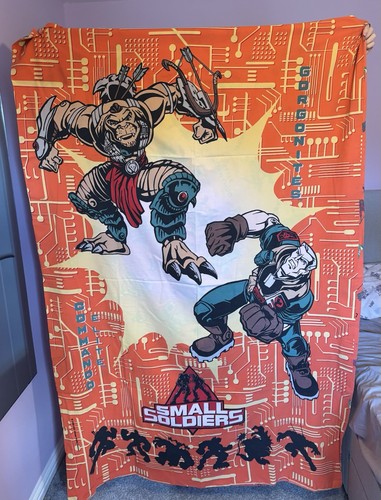 Vintage 1998 small soldiers - vintage,