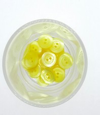 2-Loch Knöpfe GELB Töne