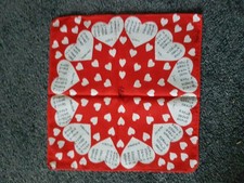 Stofftaschentuch rot weiss  mit Herzen NEU